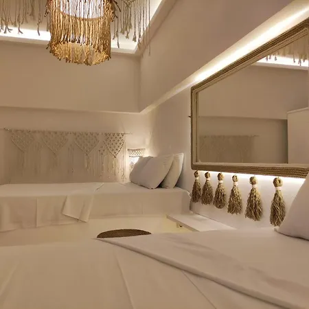 Superior Chic Family Kalampáka