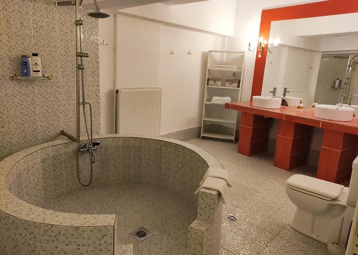 Superior Chic Family *