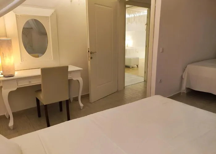 Superior Chic Family *